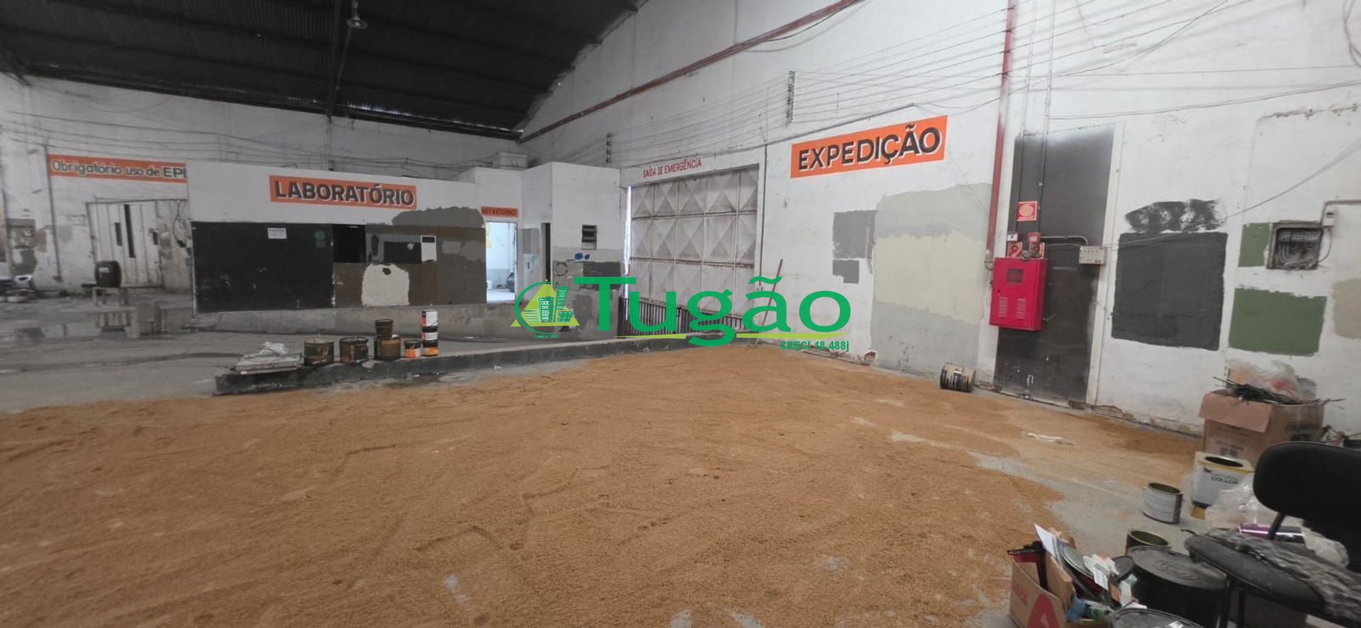 Loja / Salão / Ponto Comercial  para aluguel, 1600m² — foto 9 de 10