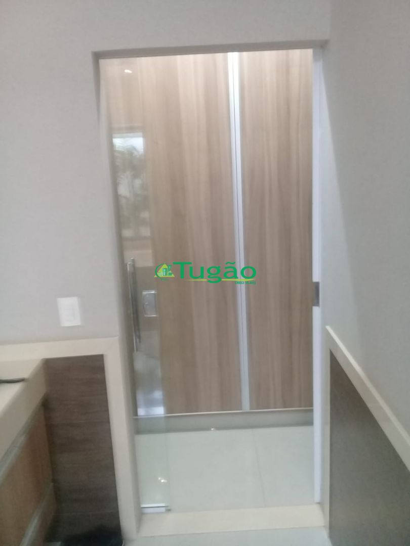 Casa com 3 quartos à venda, 285m² — foto 13 de 14