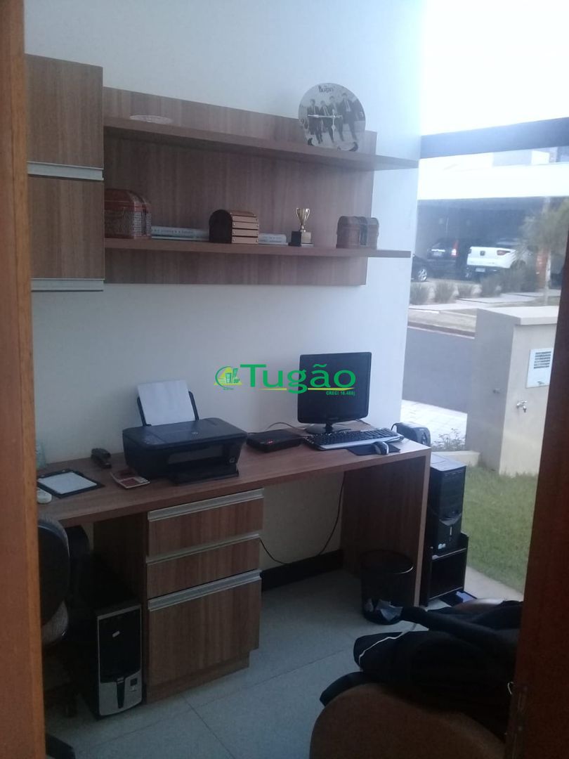 Casa com 3 quartos à venda, 285m² — foto 14 de 14