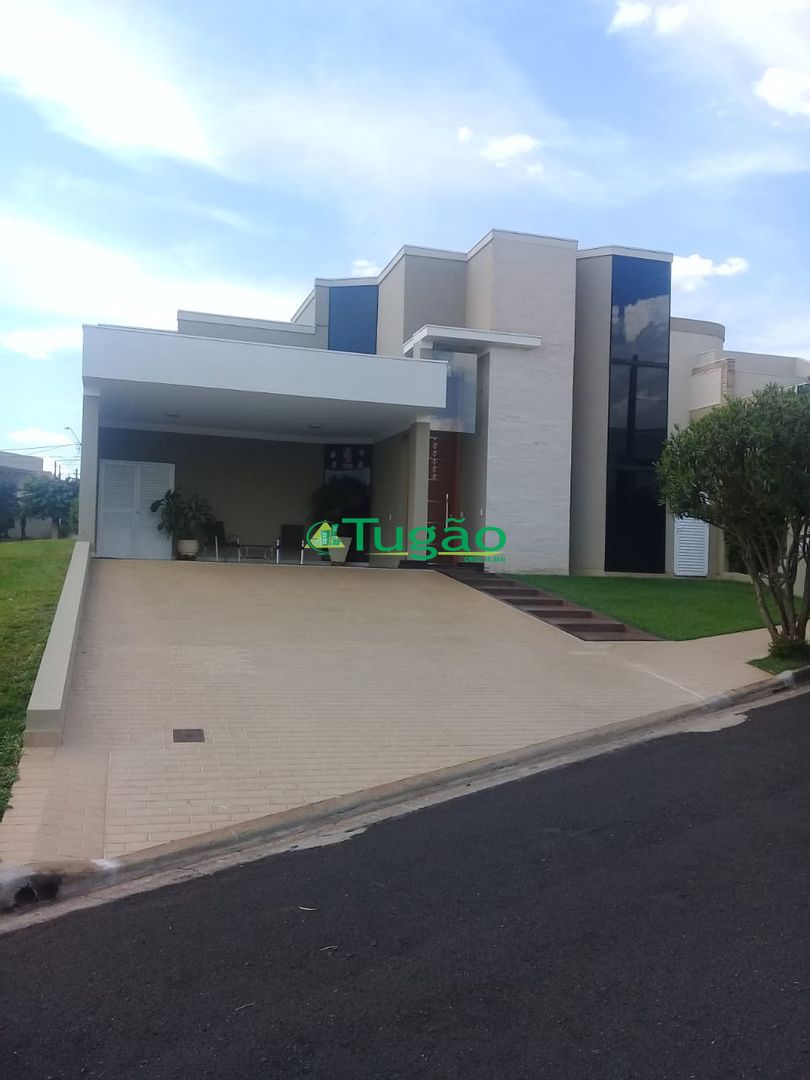 Casa com 3 quartos à venda, 285m² — foto 1 de 14