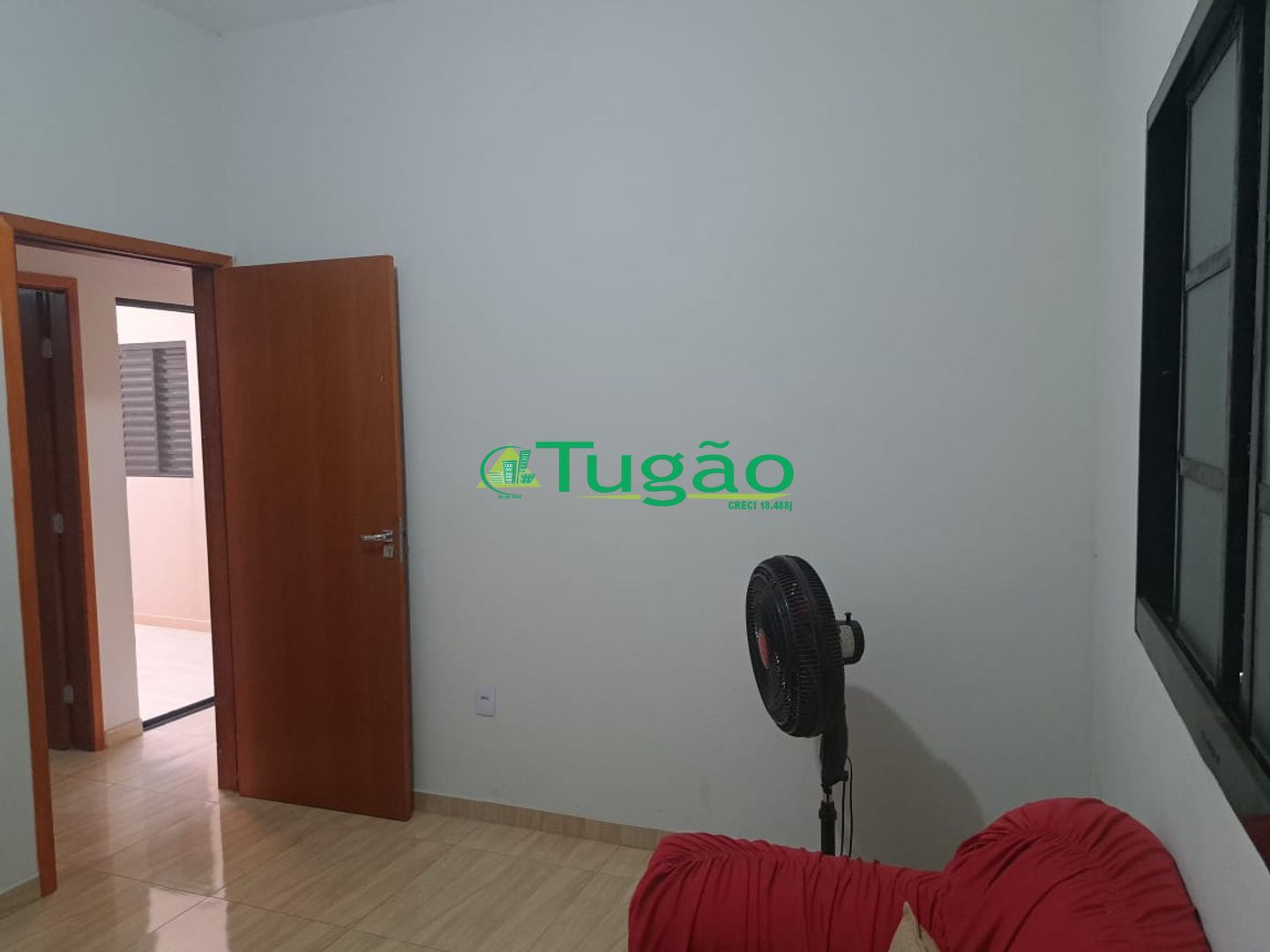 Casa com 3 quartos à venda, 65m² — foto 3 de 24