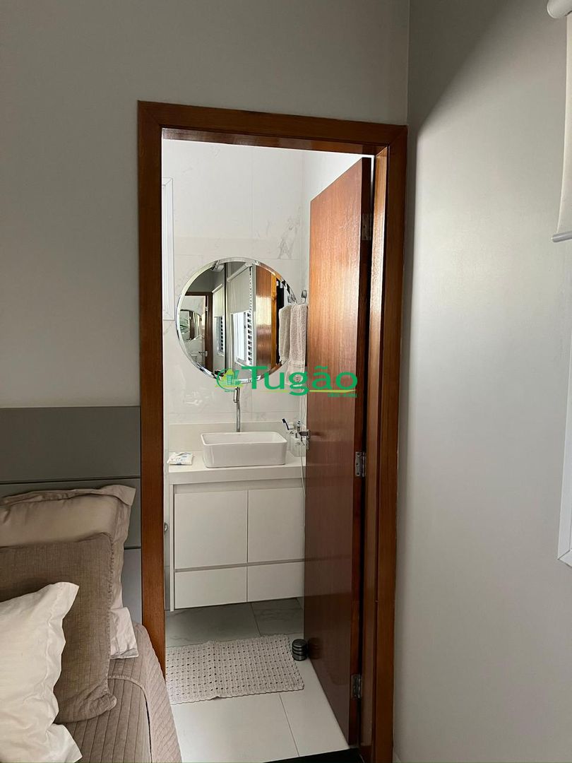 Casa de Condomínio com 2 quartos à venda, 200m² — foto 3 de 28
