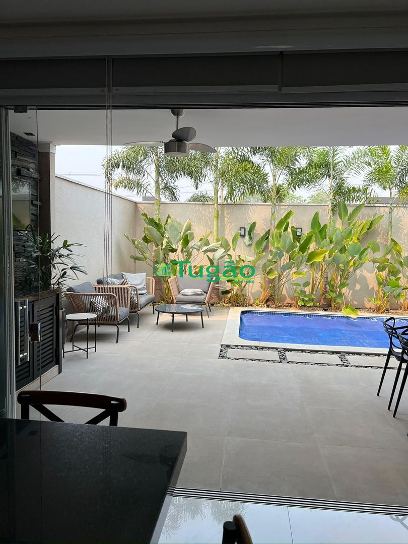 Casa de Condomínio com 2 quartos à venda, 200m² — foto 16 de 28