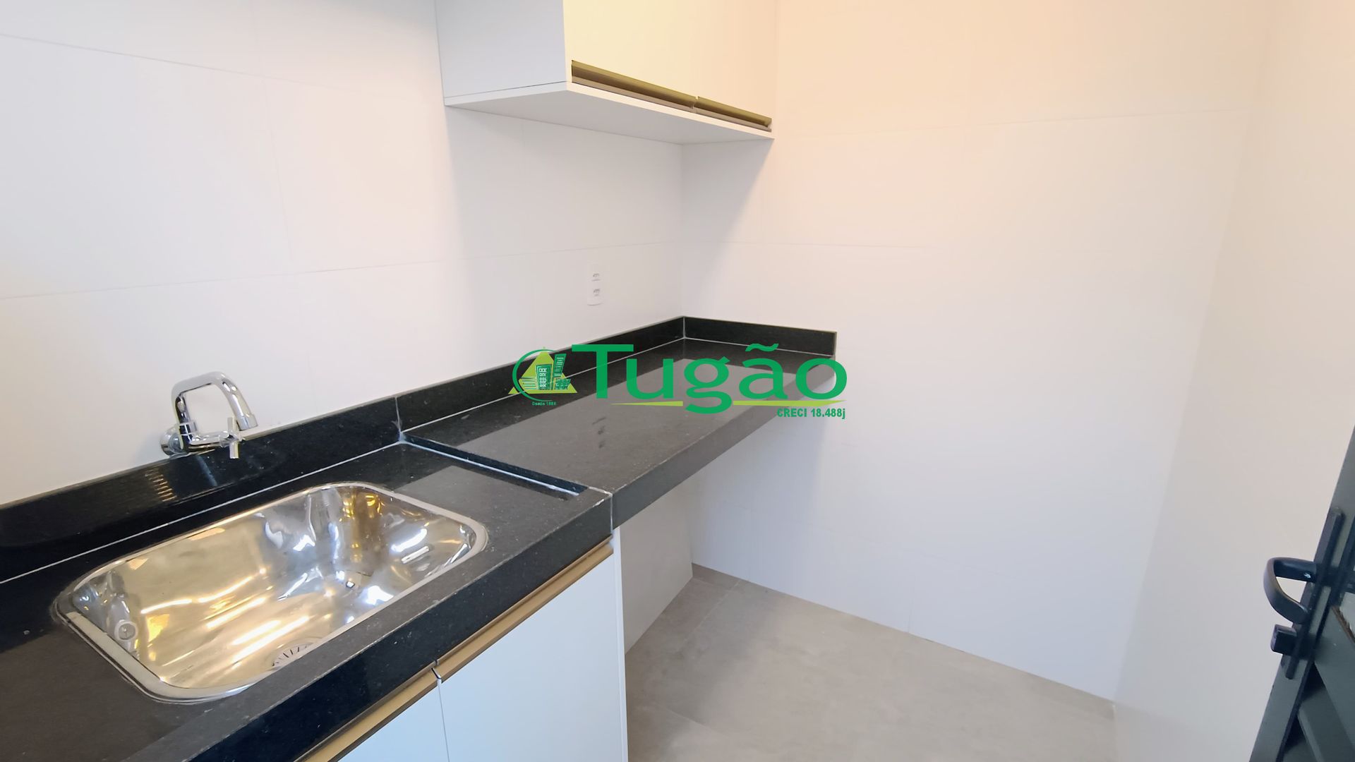 Casa de Condomínio com 3 quartos à venda, 240m² — foto 22 de 22
