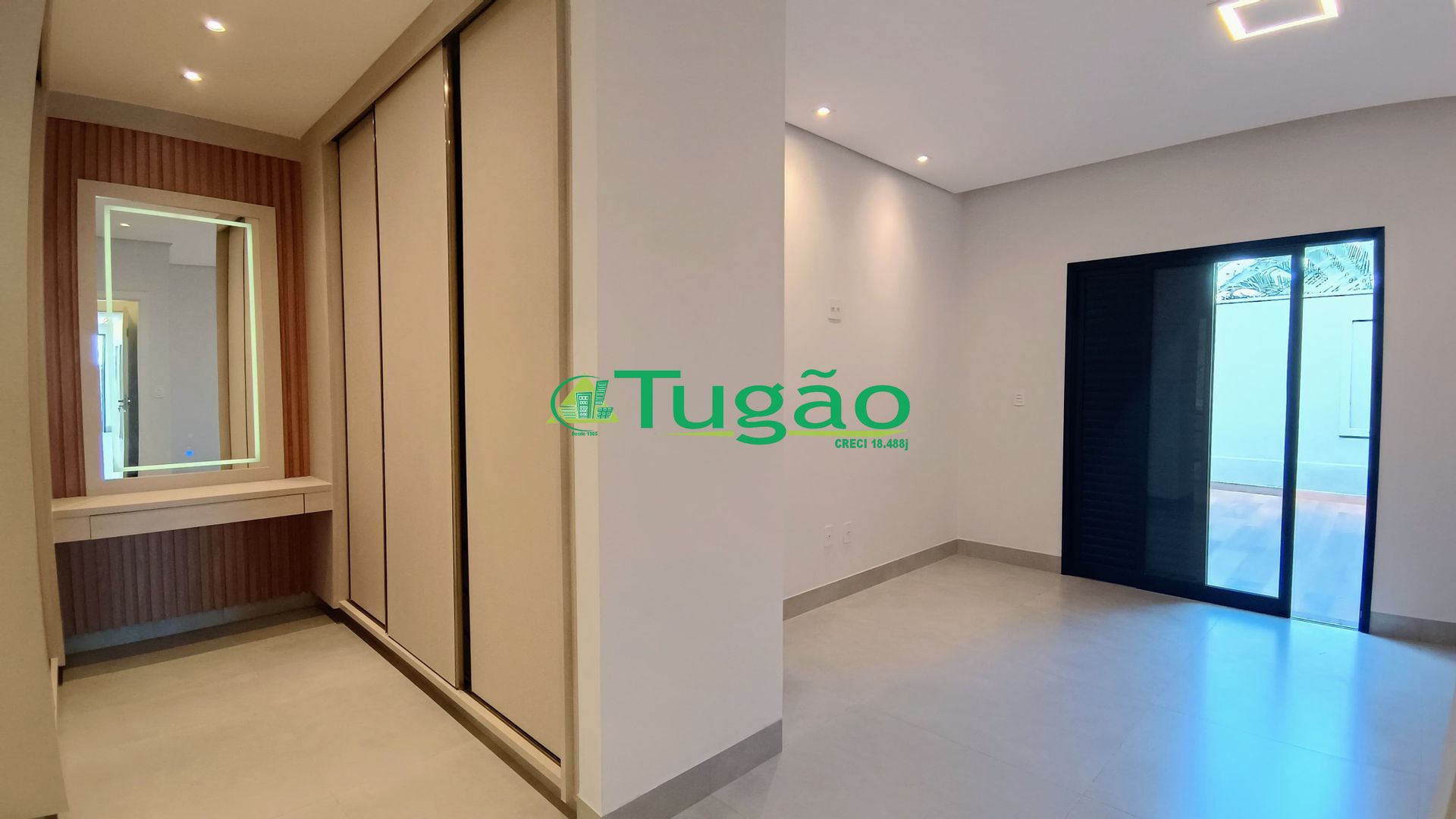 Casa de Condomínio com 3 quartos à venda, 240m² — foto 12 de 22
