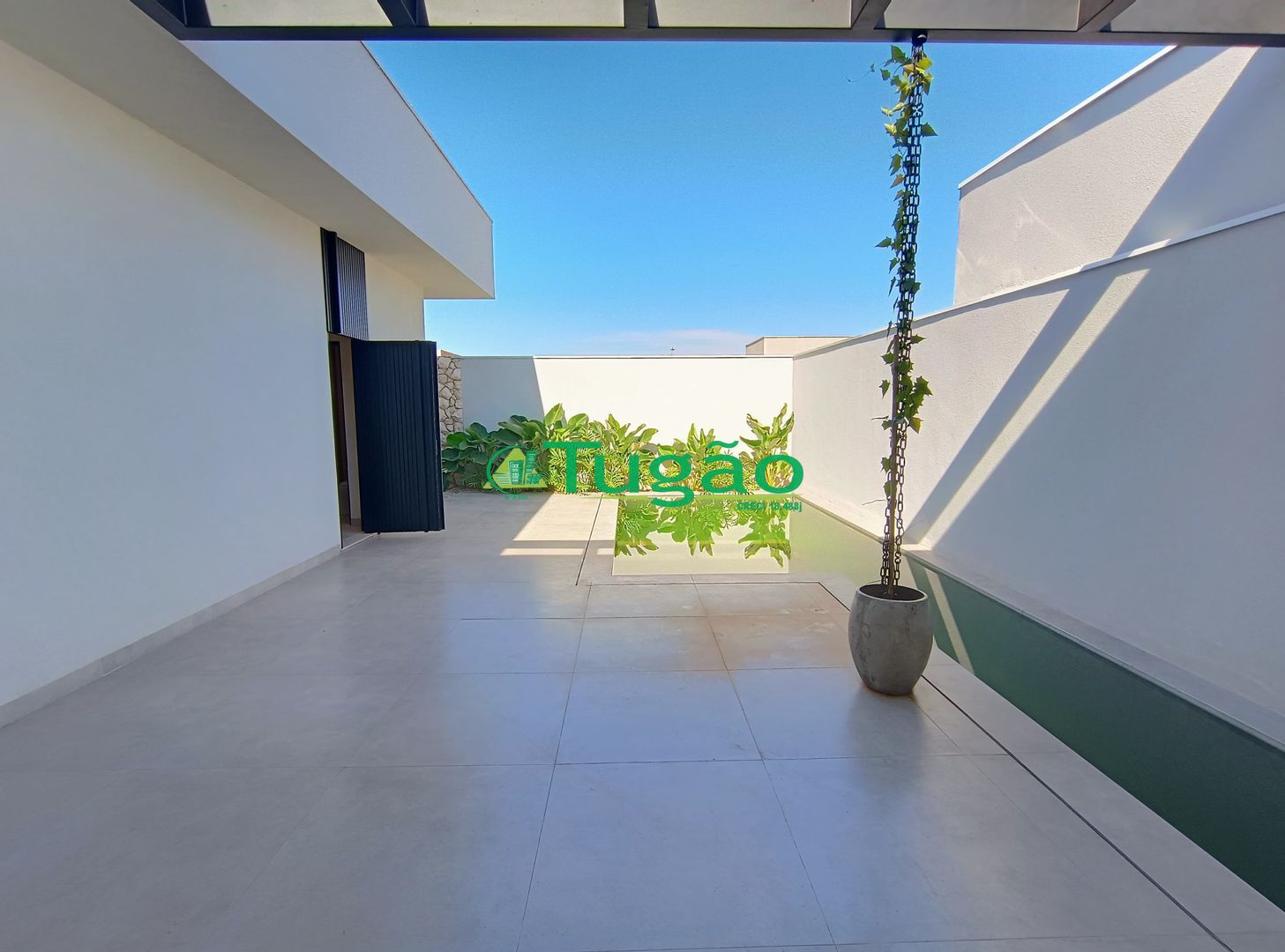 Casa de Condomínio com 3 quartos à venda, 225m² — foto 13 de 30