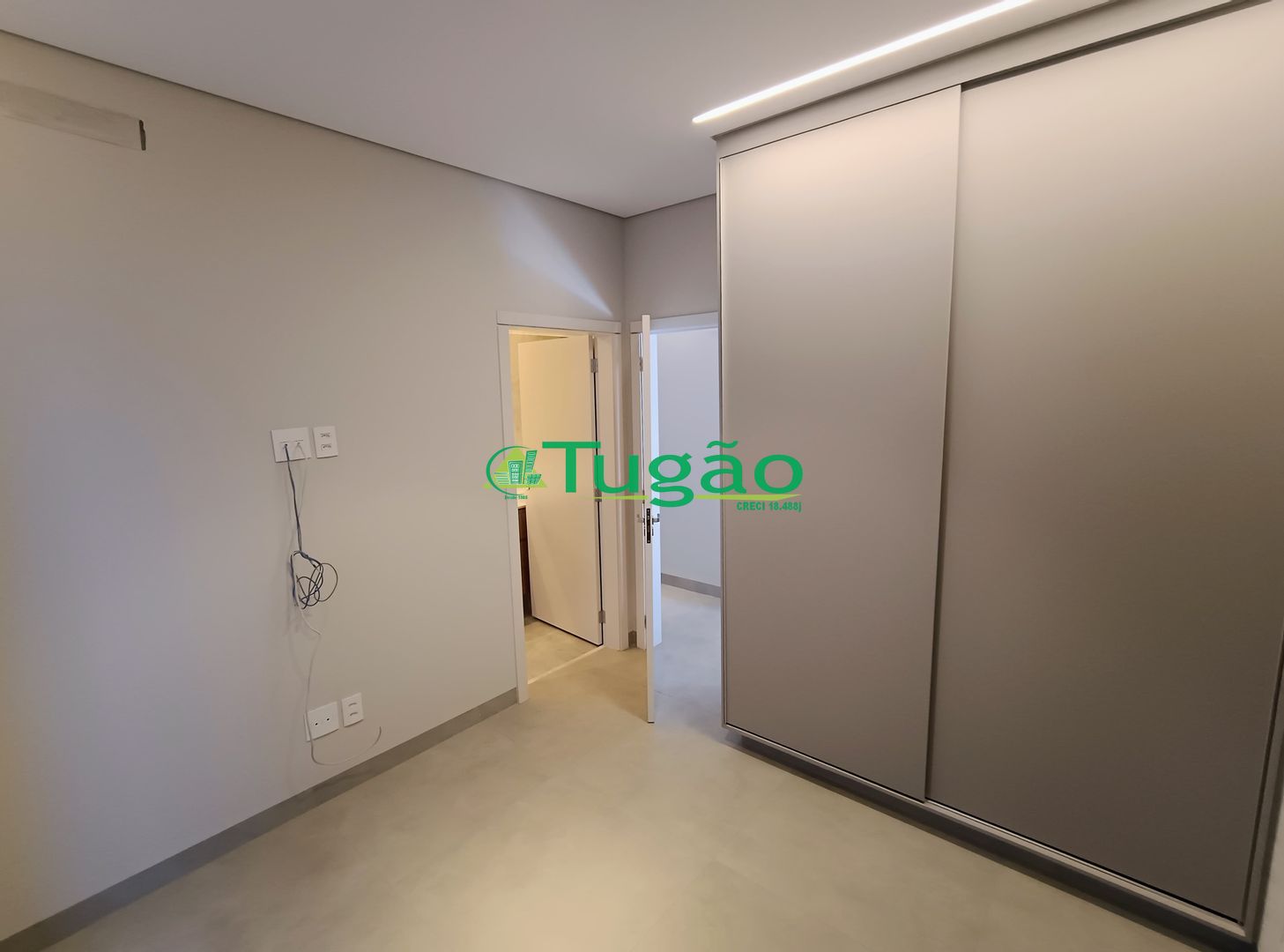Casa de Condomínio com 3 quartos à venda, 225m² — foto 21 de 30