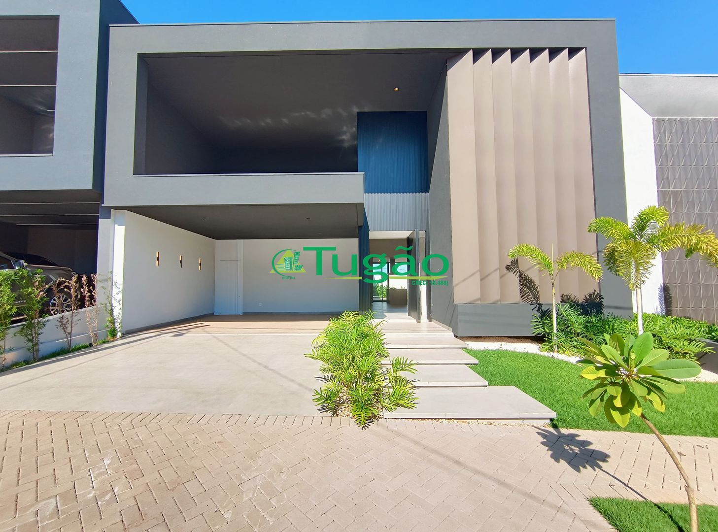 Casa de Condomínio com 3 quartos à venda, 225m² — foto 1 de 30