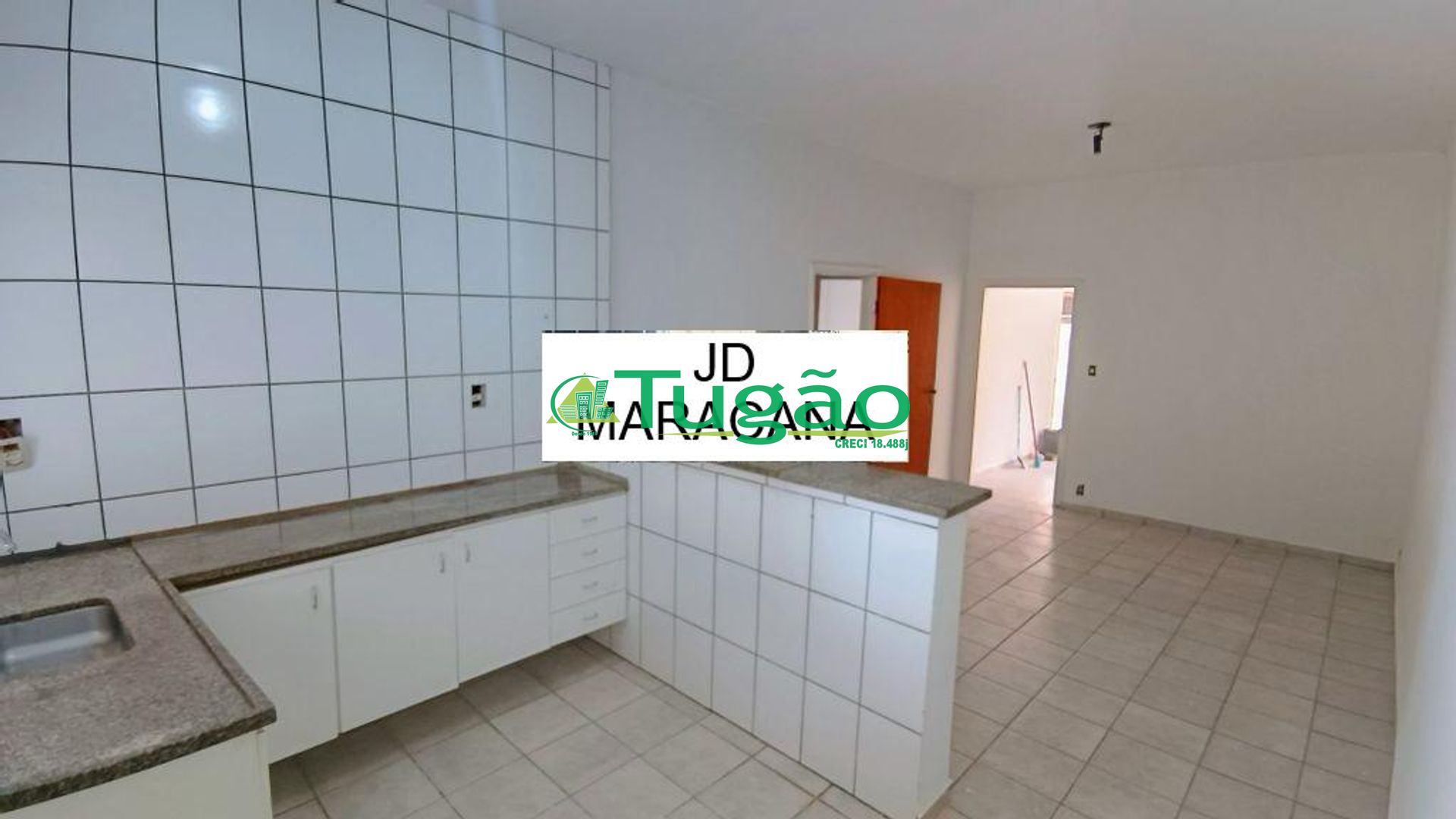 Casa com 2 quartos à venda, 180m² — foto 3 de 12