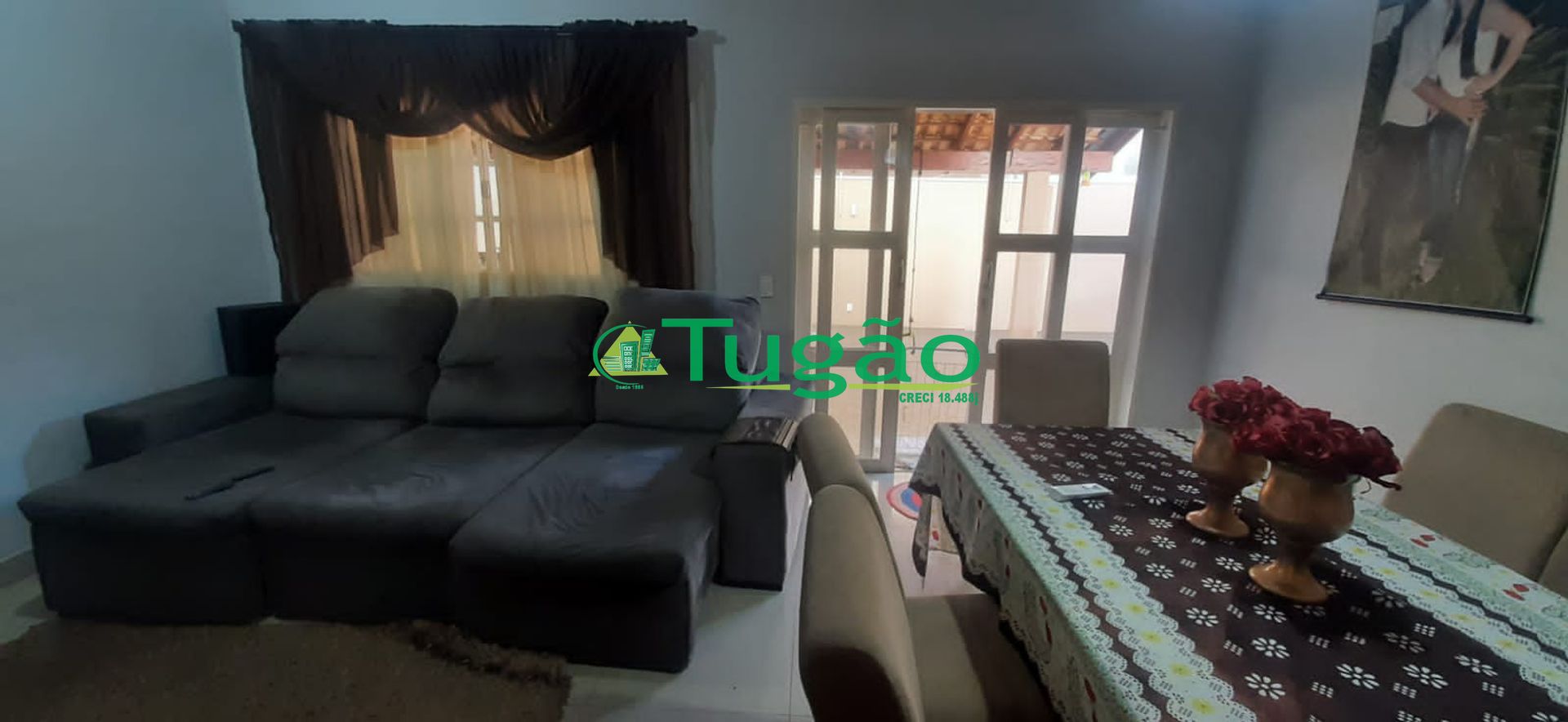Casa de Condomínio com 3 quartos à venda, 250m² — foto 1 de 17