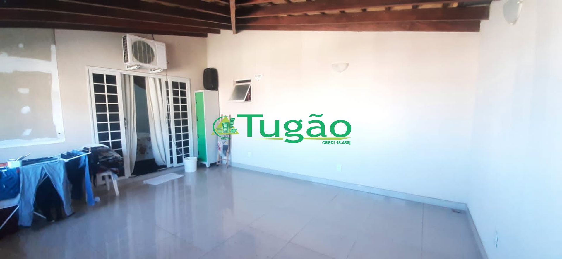Casa de Condomínio com 3 quartos à venda, 250m² — foto 16 de 17