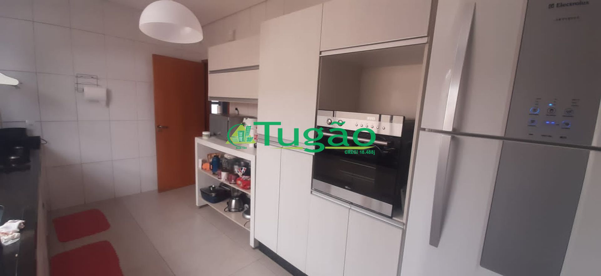 Casa de Condomínio com 3 quartos à venda, 250m² — foto 10 de 17
