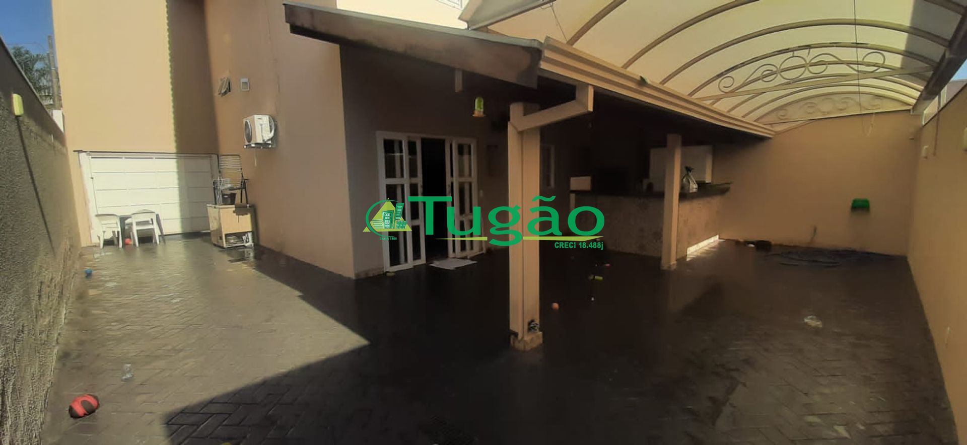 Casa de Condomínio com 3 quartos à venda, 250m² — foto 3 de 17