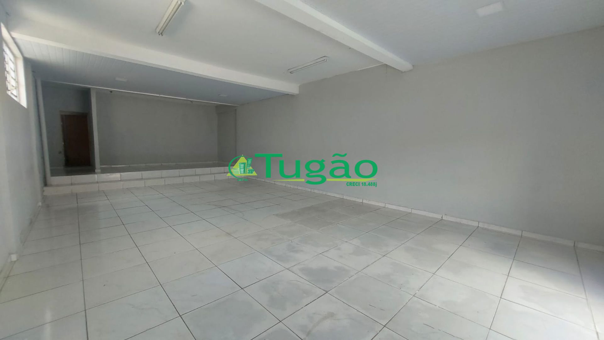 Loja / Salão / Ponto Comercial  para aluguel, 80m² — foto 1 de 4