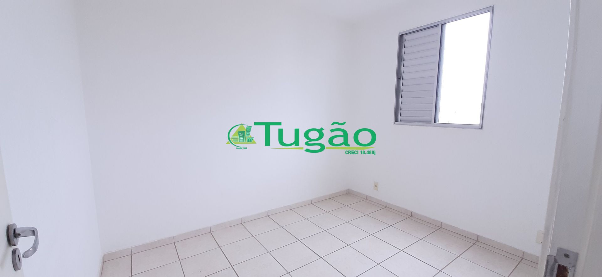 Apartamento com 2 quartos à venda, 60m² — foto 2 de 9