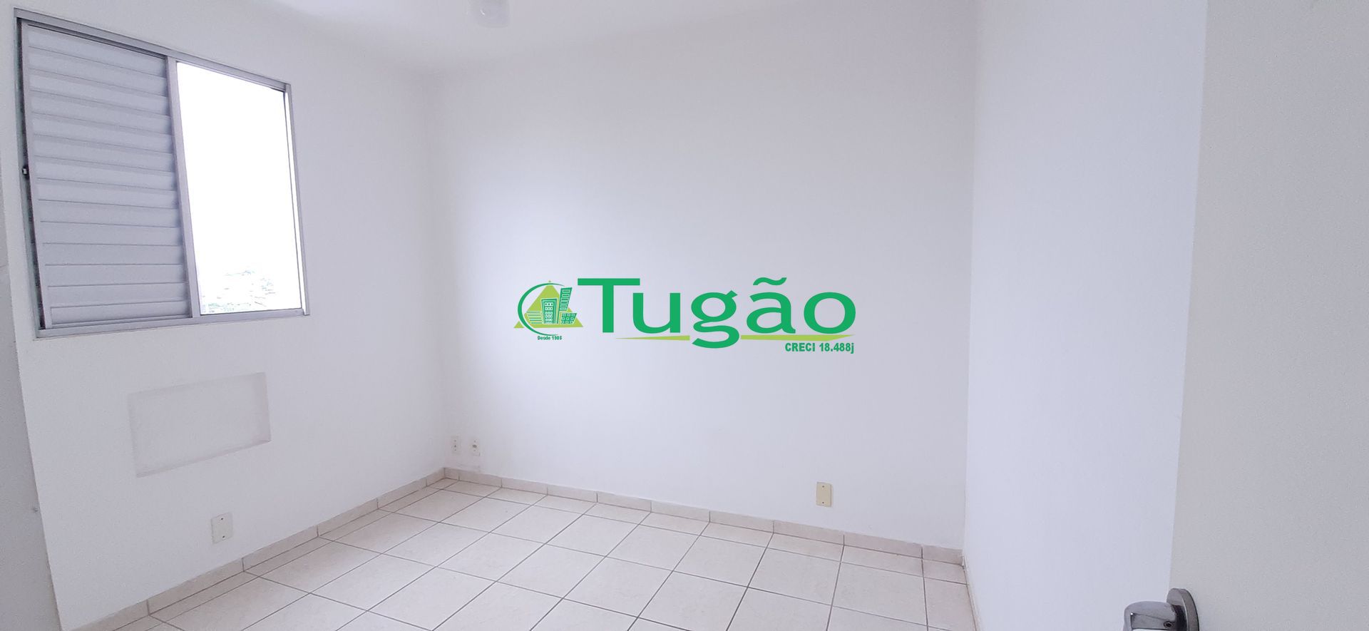 Apartamento com 2 quartos à venda, 60m² — foto 1 de 9