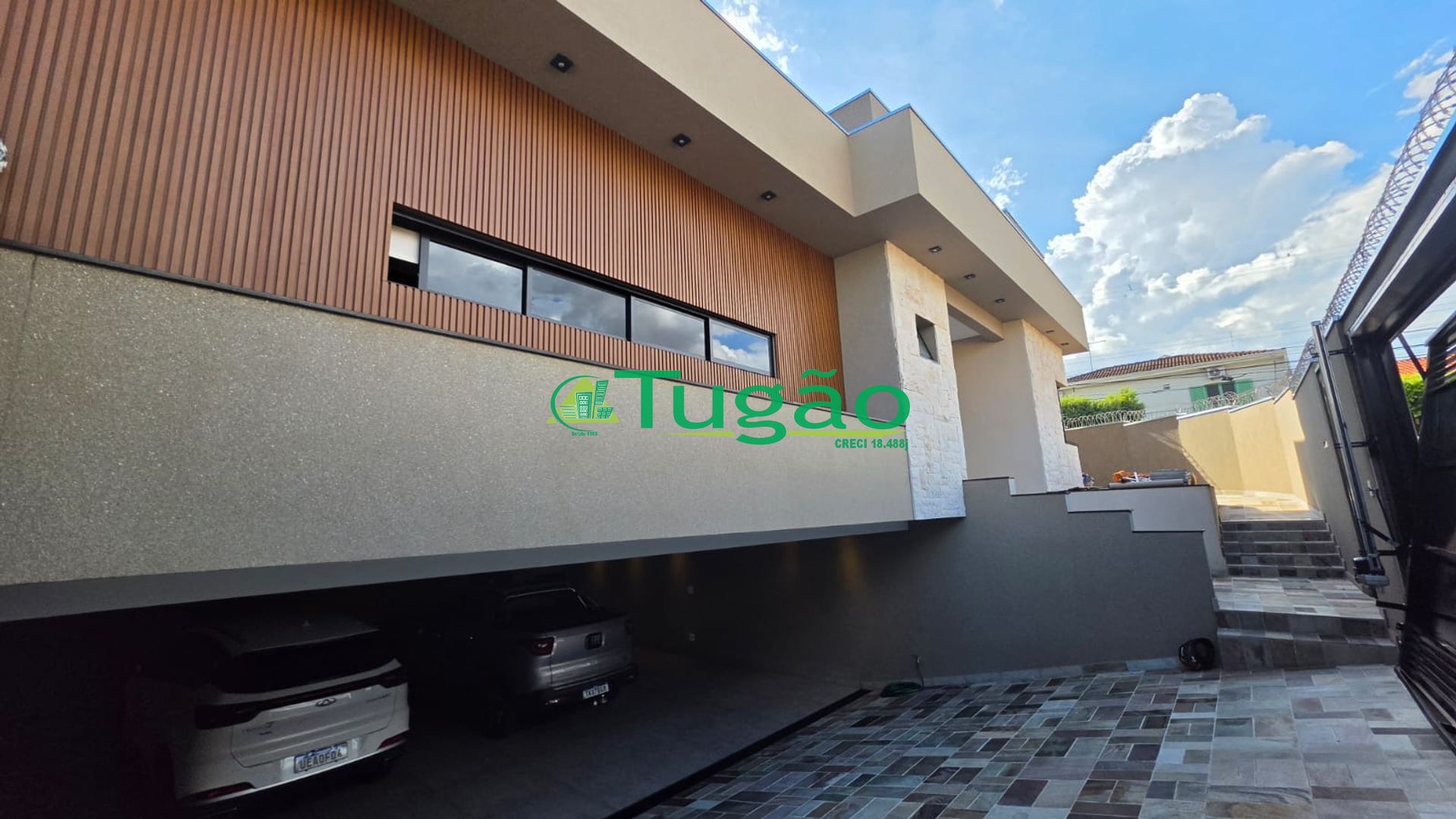 Casa com 3 quartos à venda, 471m² — foto 1 de 42