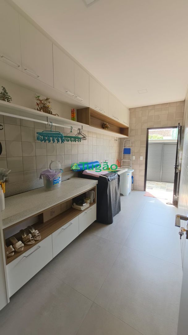 Casa com 3 quartos à venda, 471m² — foto 34 de 42