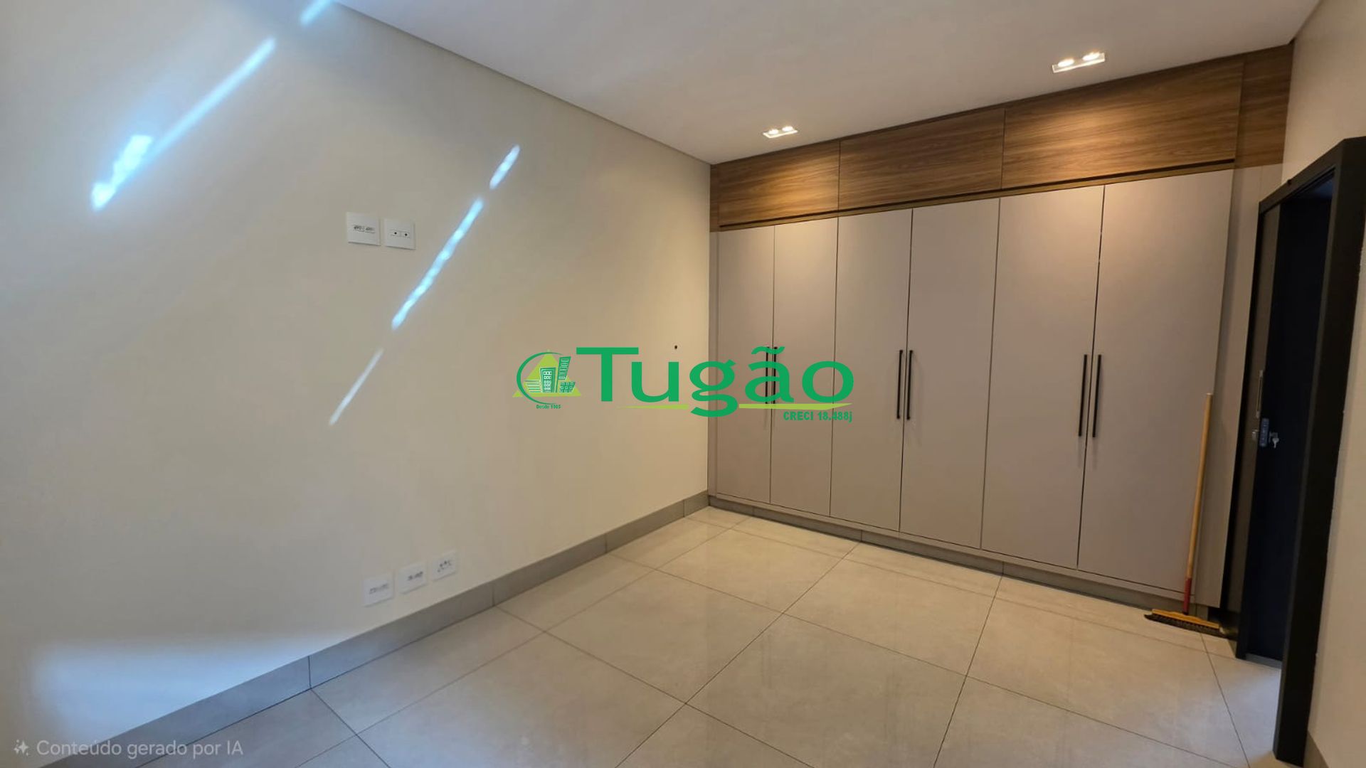 Casa com 3 quartos à venda, 471m² — foto 25 de 42