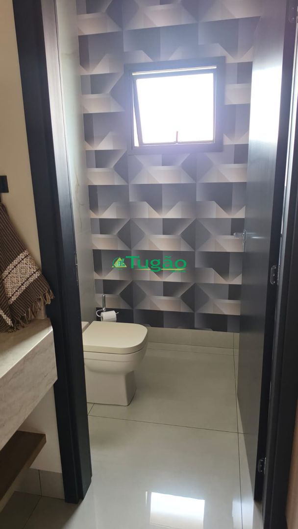 Casa com 3 quartos à venda, 471m² — foto 37 de 42
