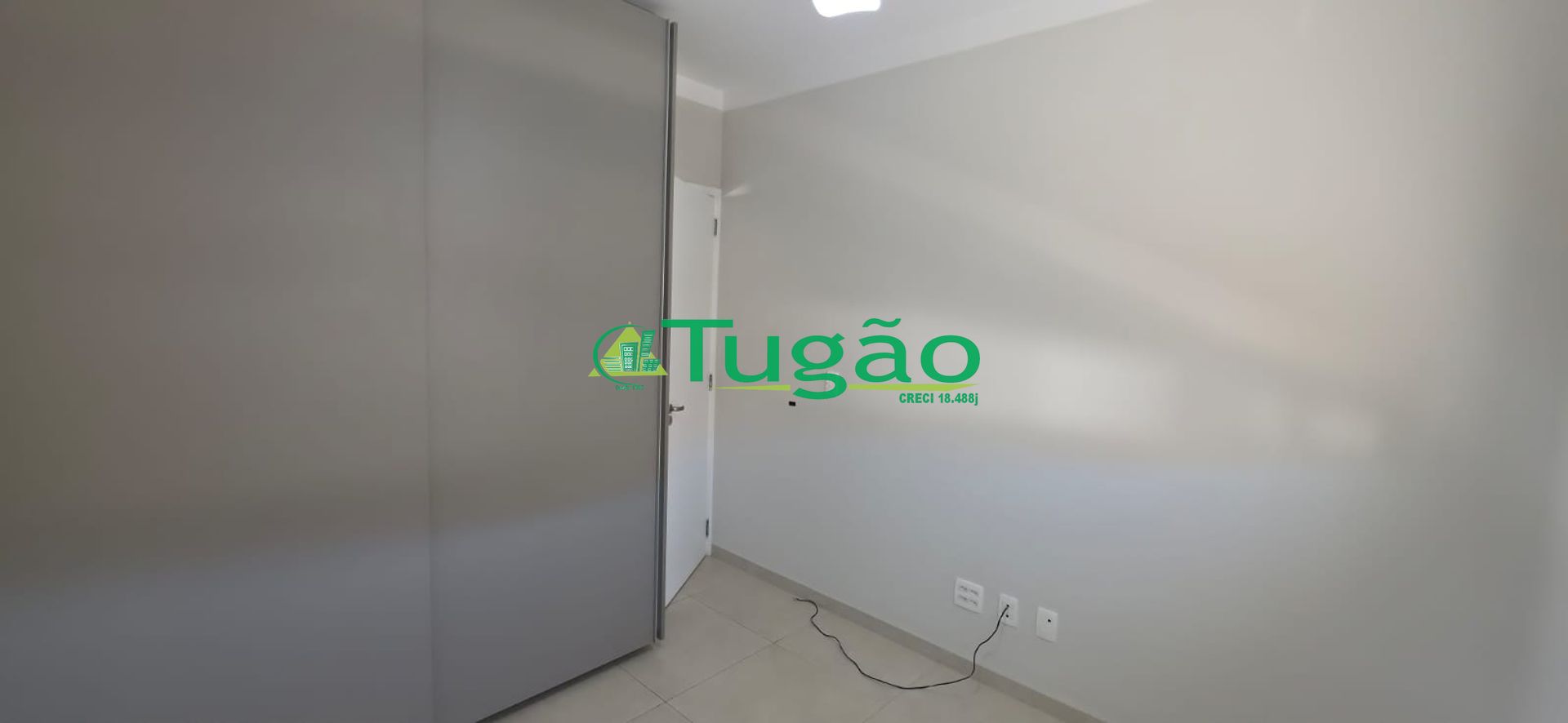 Casa de Condomínio com 3 quartos para aluguel, 90m² — foto 3 de 22