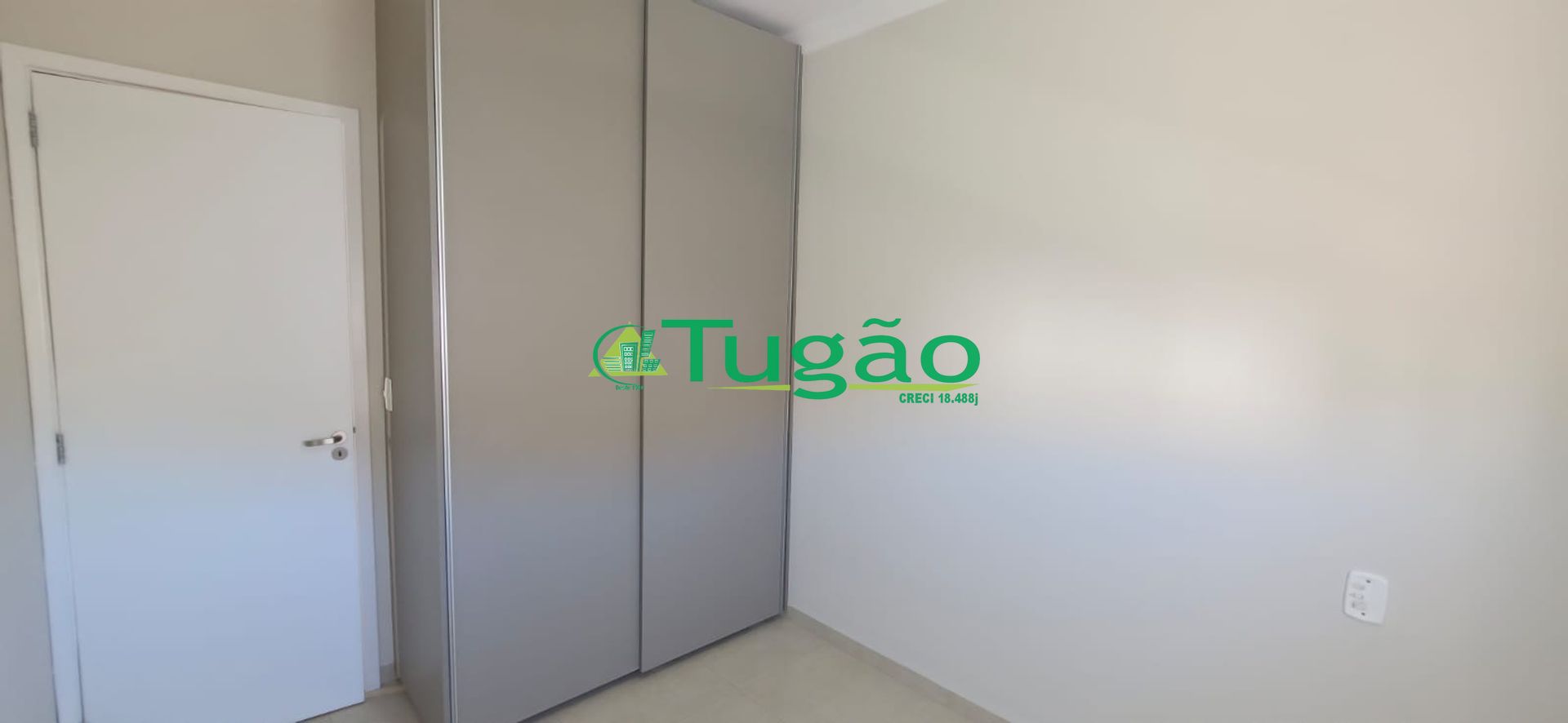 Casa de Condomínio com 3 quartos para aluguel, 90m² — foto 2 de 22