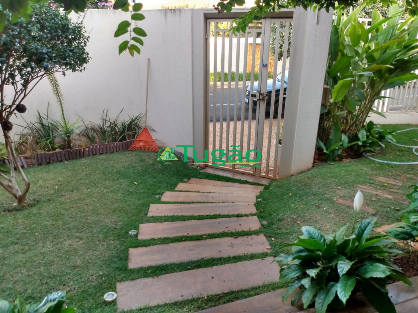 Casa com 3 quartos para aluguel, 410m² — foto 26 de 29