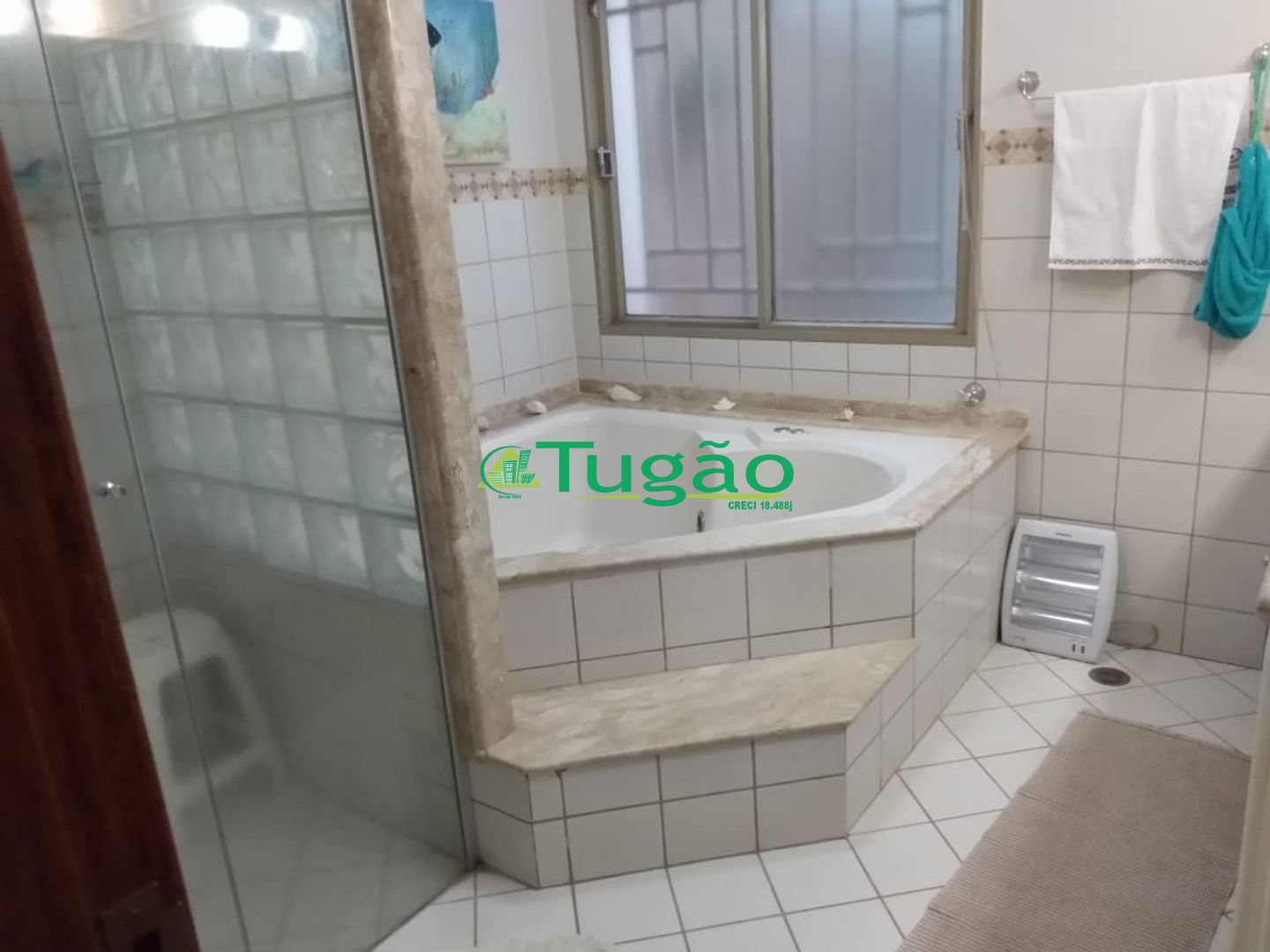 Casa com 3 quartos para aluguel, 410m² — foto 4 de 29