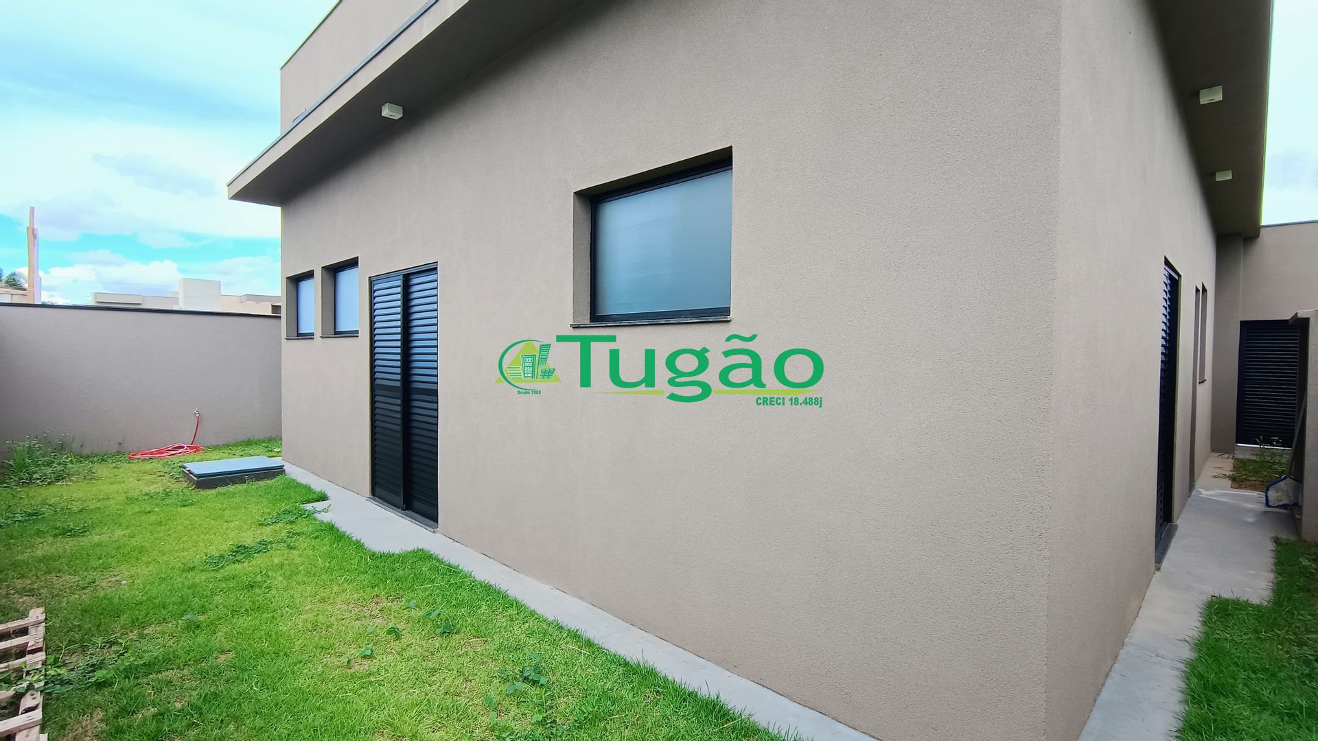 Casa de Condomínio com 3 quartos à venda, 153m² — foto 1 de 19