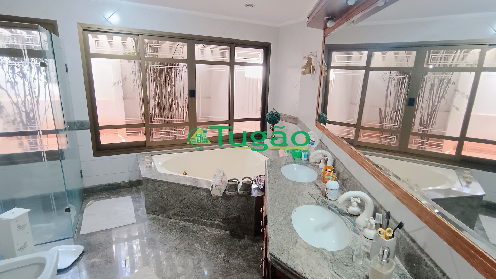 Imóvel Comercial com 5 quartos à venda, 650m² — foto 25 de 34