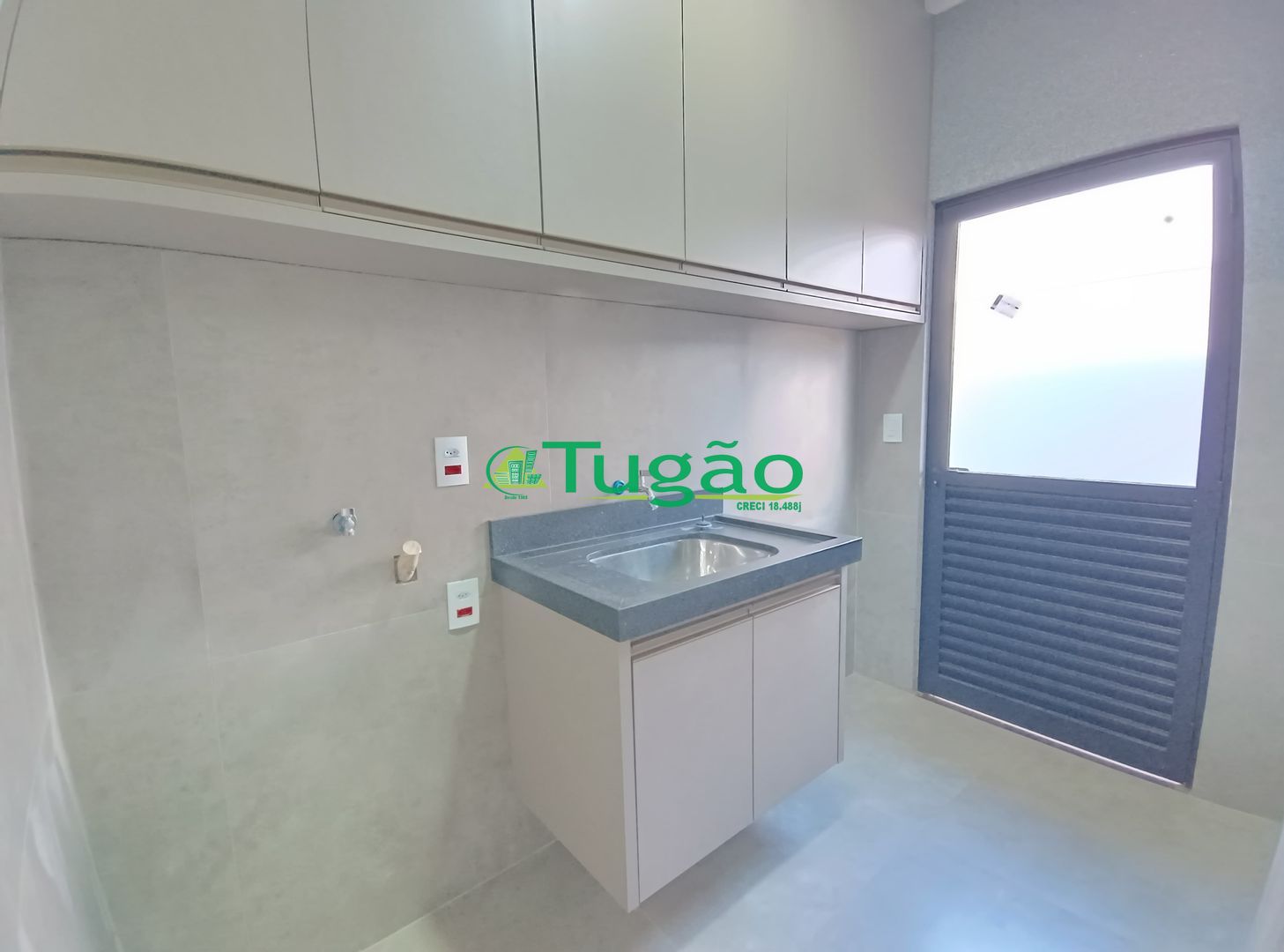 Casa de Condomínio com 3 quartos à venda, 217m² — foto 10 de 28