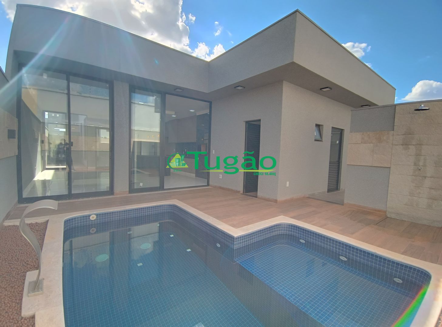 Casa de Condomínio com 3 quartos à venda, 217m² — foto 14 de 28