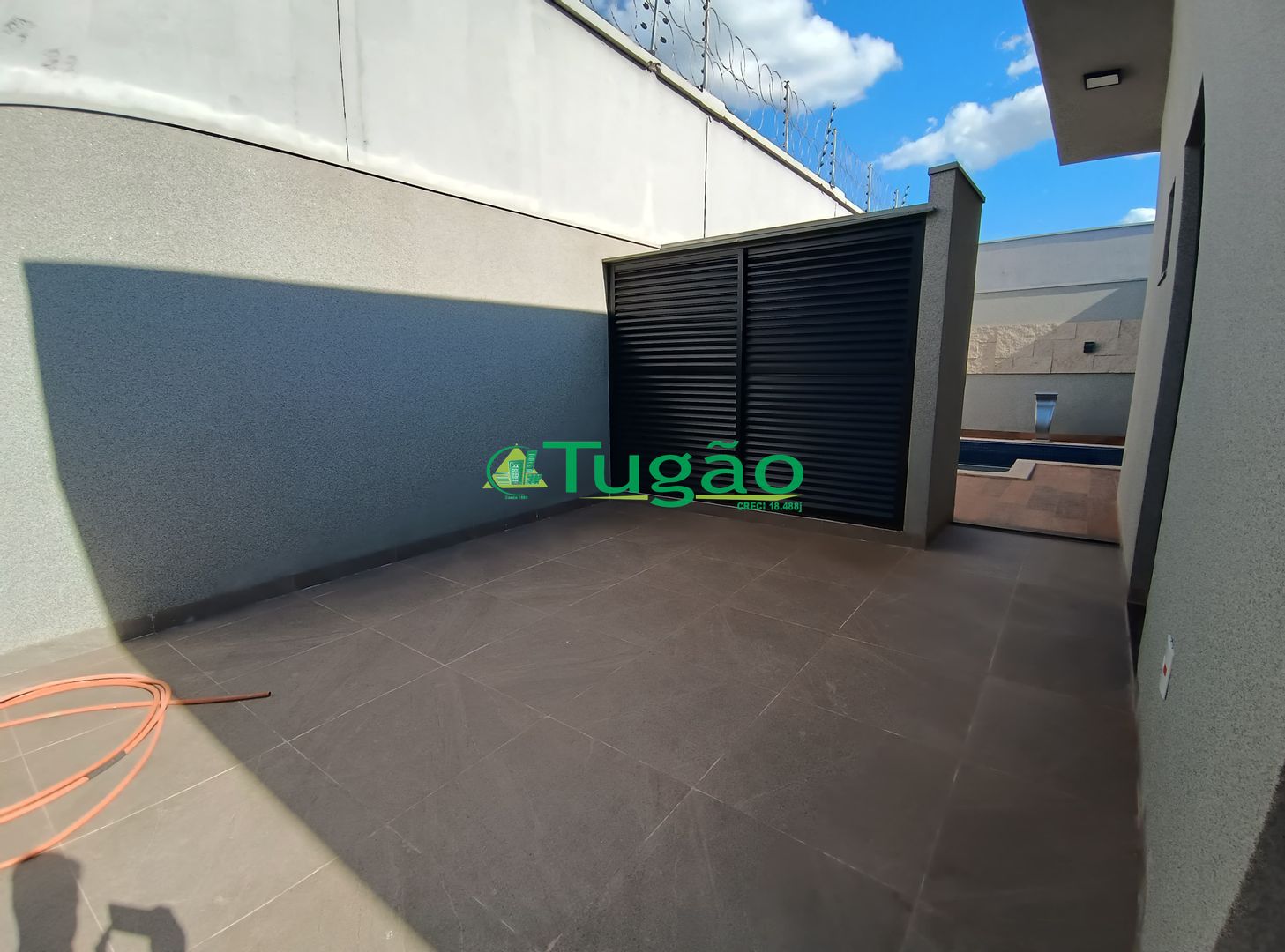 Casa de Condomínio com 3 quartos à venda, 217m² — foto 16 de 28