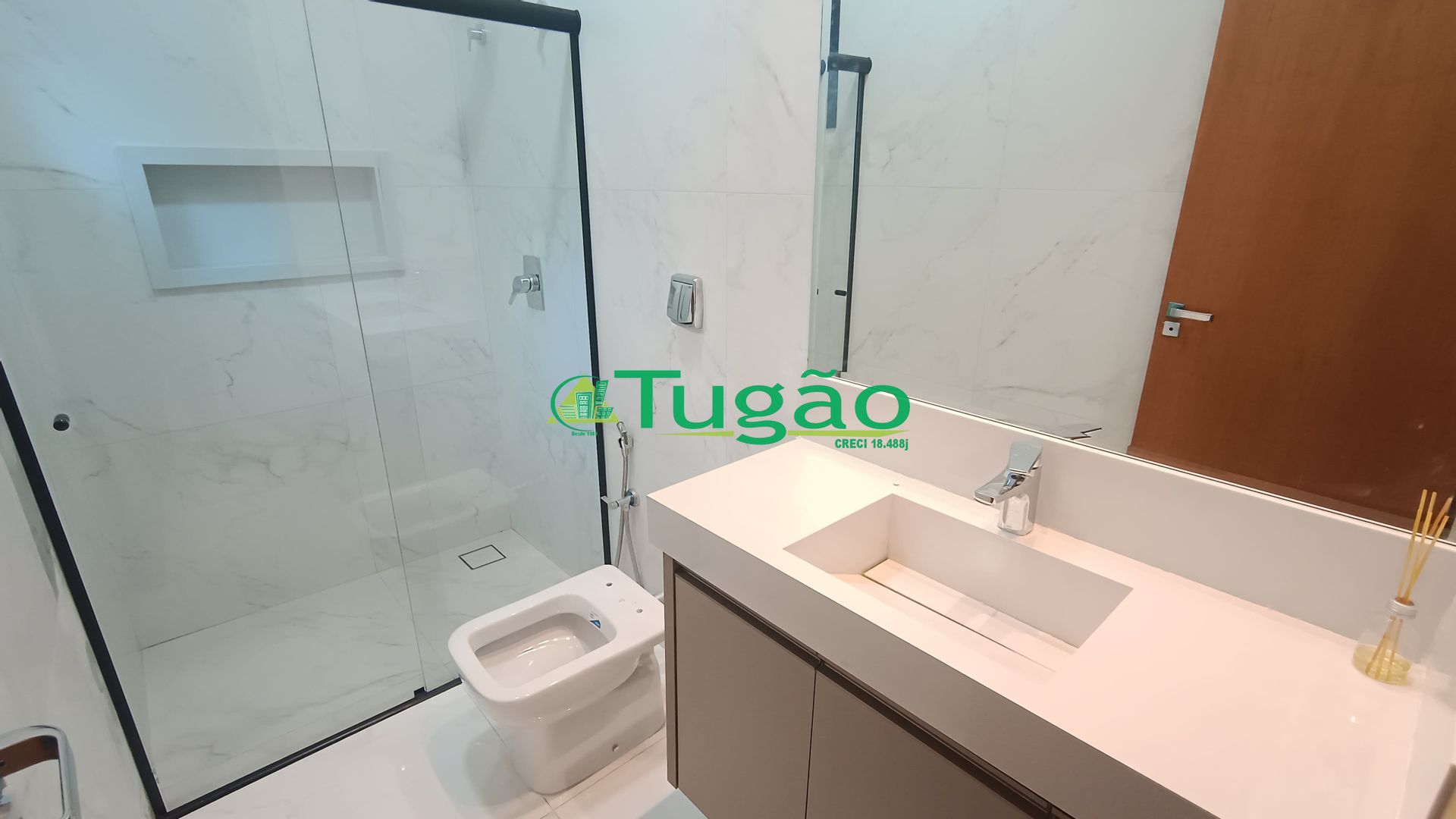 Casa de Condomínio com 3 quartos à venda, 217m² — foto 27 de 28