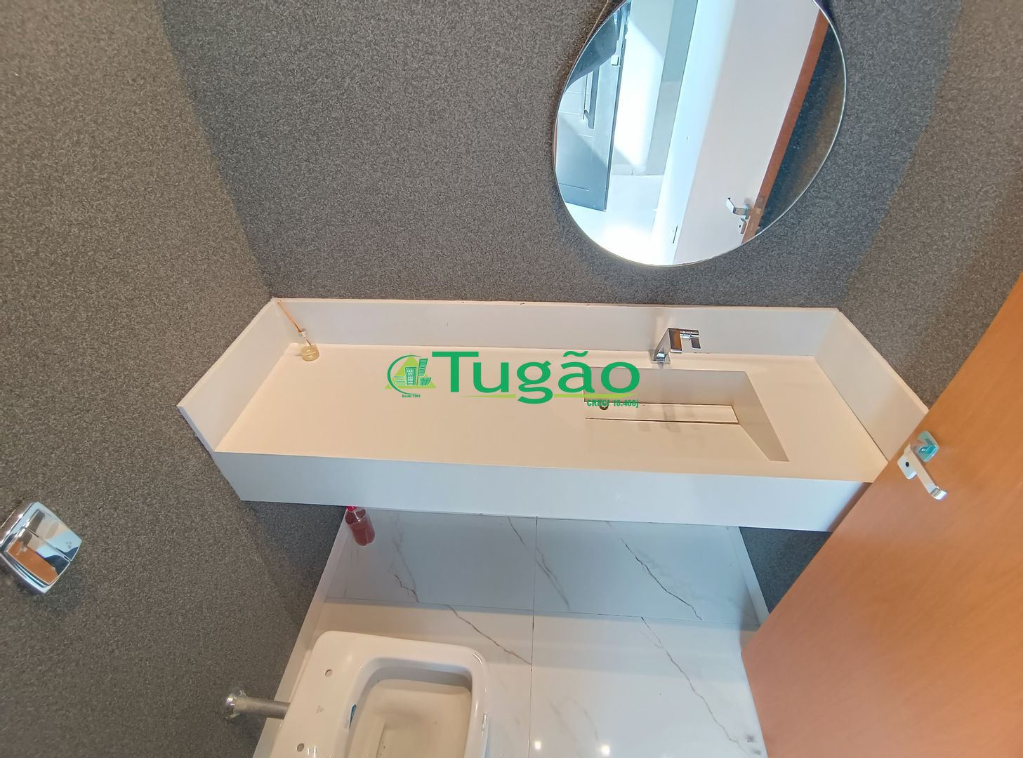 Casa de Condomínio com 3 quartos à venda, 217m² — foto 3 de 28