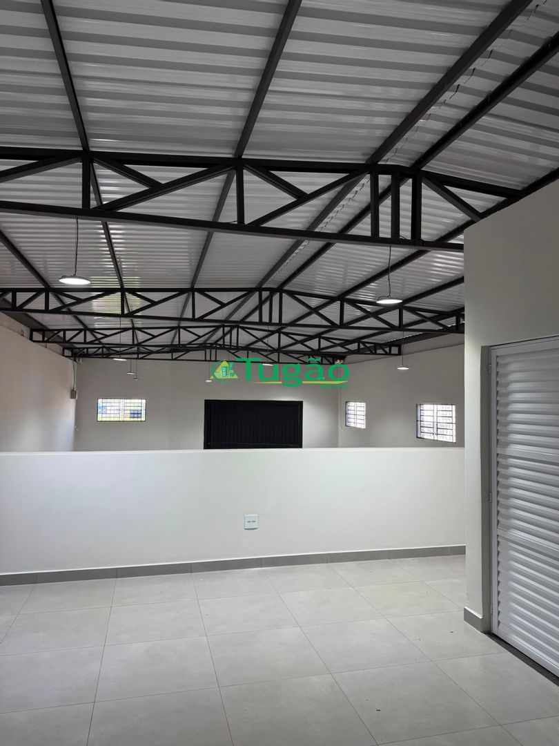 Loja / Salão / Ponto Comercial  para aluguel, 247m² — foto 3 de 5