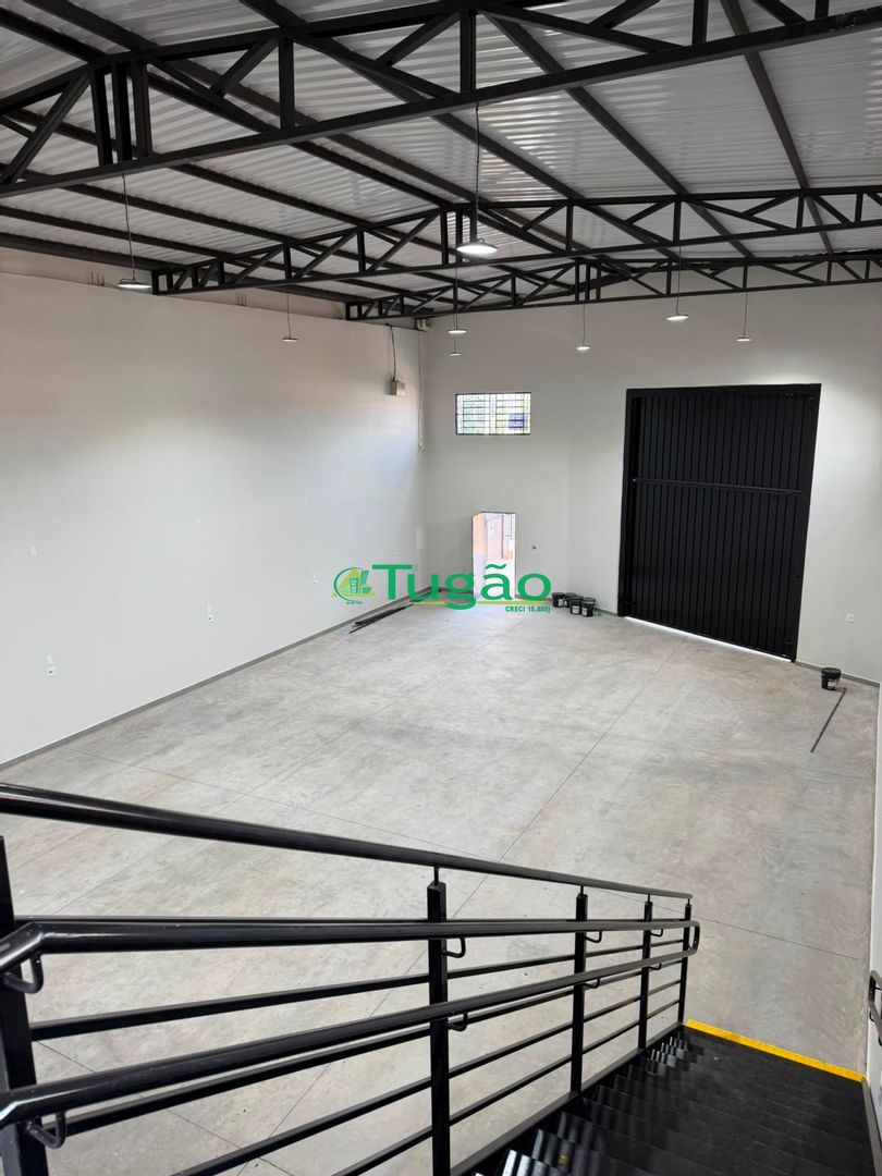 Loja / Salão / Ponto Comercial  para aluguel, 247m² — foto 1 de 5