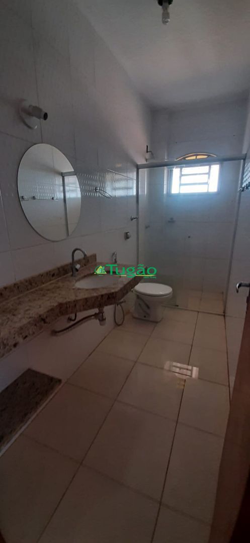 Casa com 3 quartos à venda, 209m² — foto 4 de 20