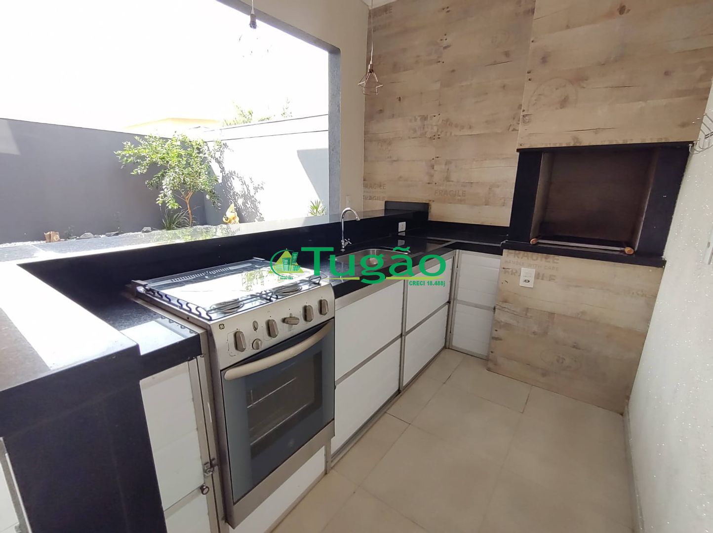 Casa de Condomínio com 3 quartos à venda, 284m² — foto 10 de 29