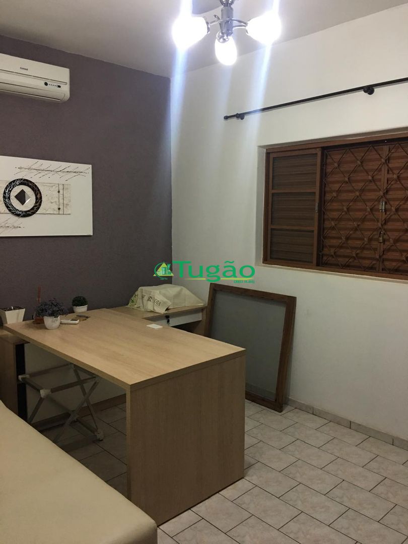 Casa com 3 quartos à venda, 128m² — foto 1 de 21