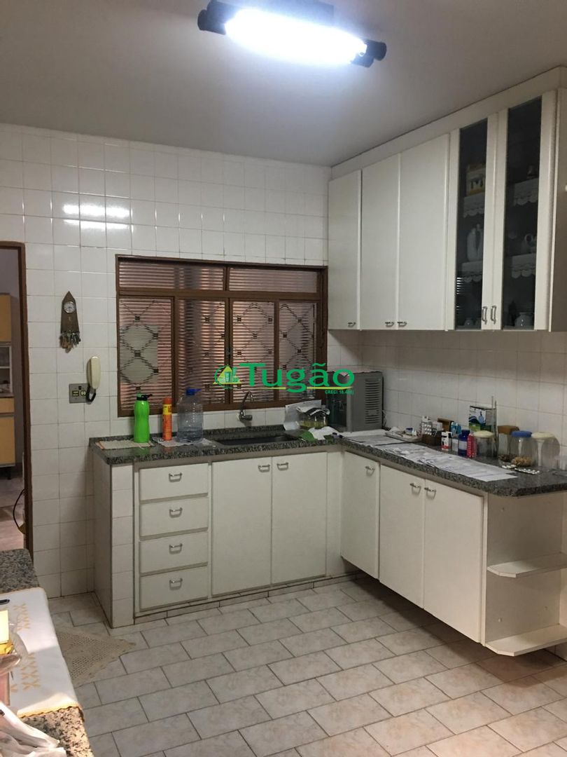 Casa com 3 quartos à venda, 128m² — foto 6 de 21