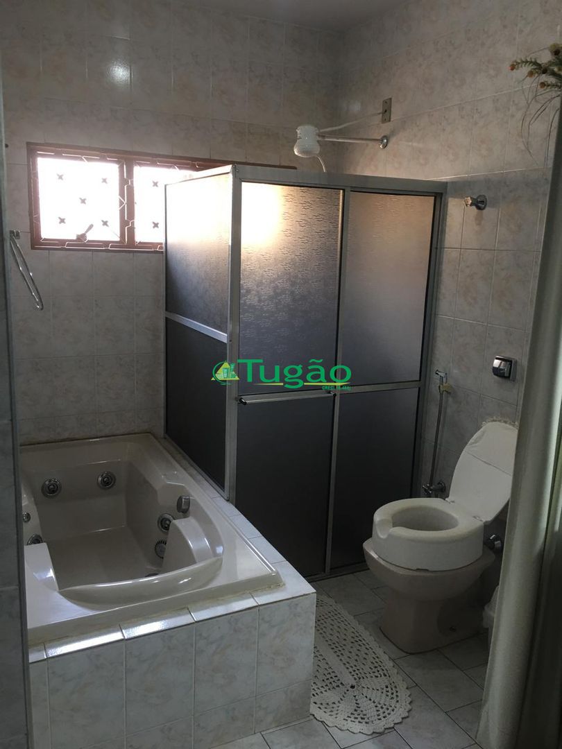 Casa com 3 quartos à venda, 128m² — foto 17 de 21
