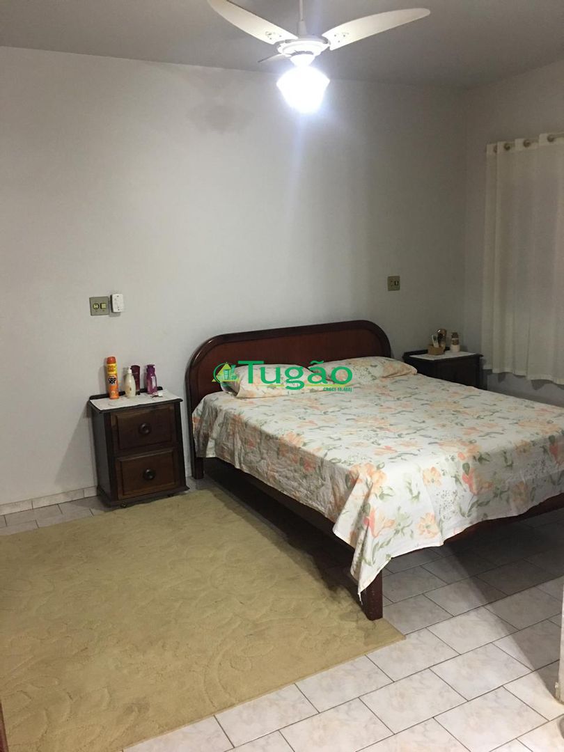 Casa com 3 quartos à venda, 128m² — foto 12 de 21