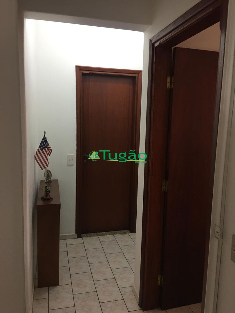 Casa com 3 quartos à venda, 128m² — foto 4 de 21