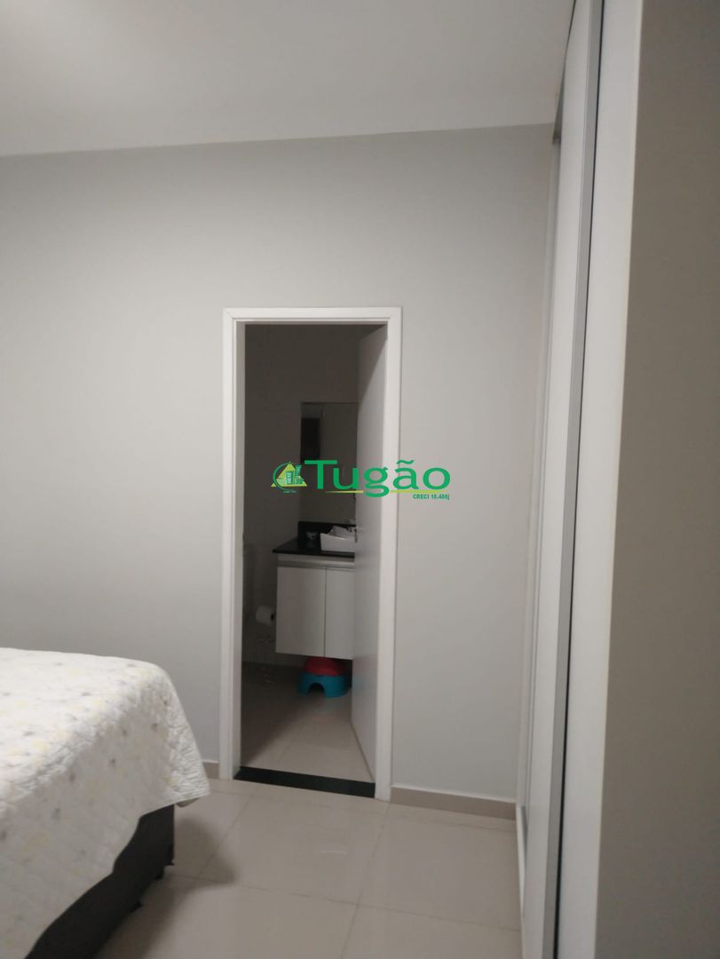 Casa com 3 quartos à venda, 160m² — foto 16 de 23