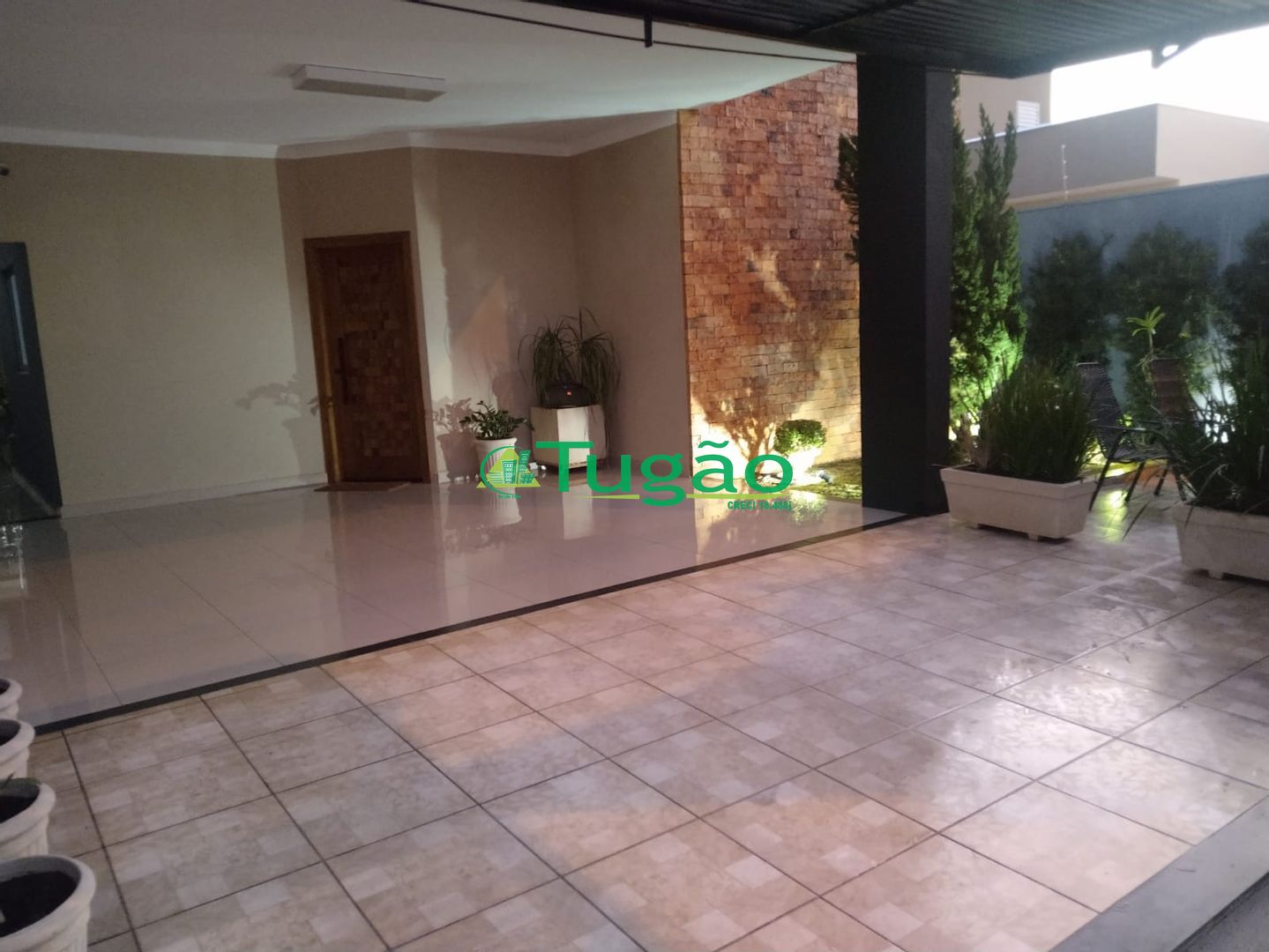 Casa com 3 quartos à venda, 160m² — foto 3 de 23