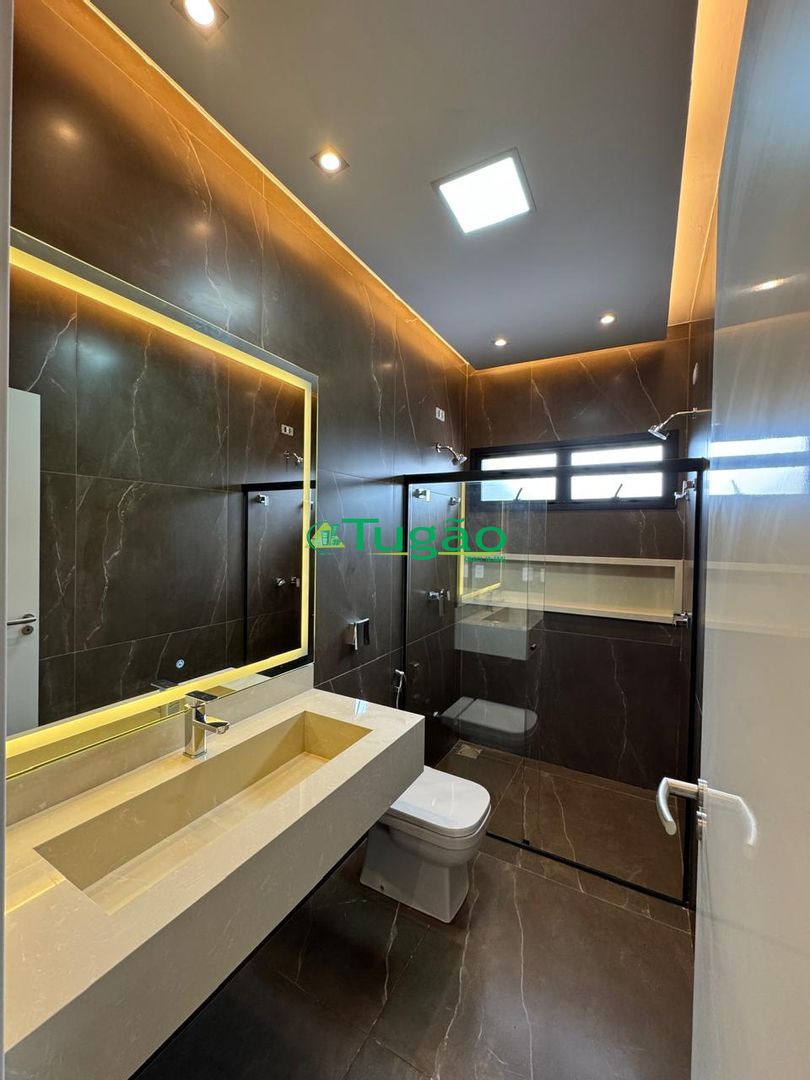 Casa de Condomínio com 3 quartos à venda, 184m² — foto 2 de 51