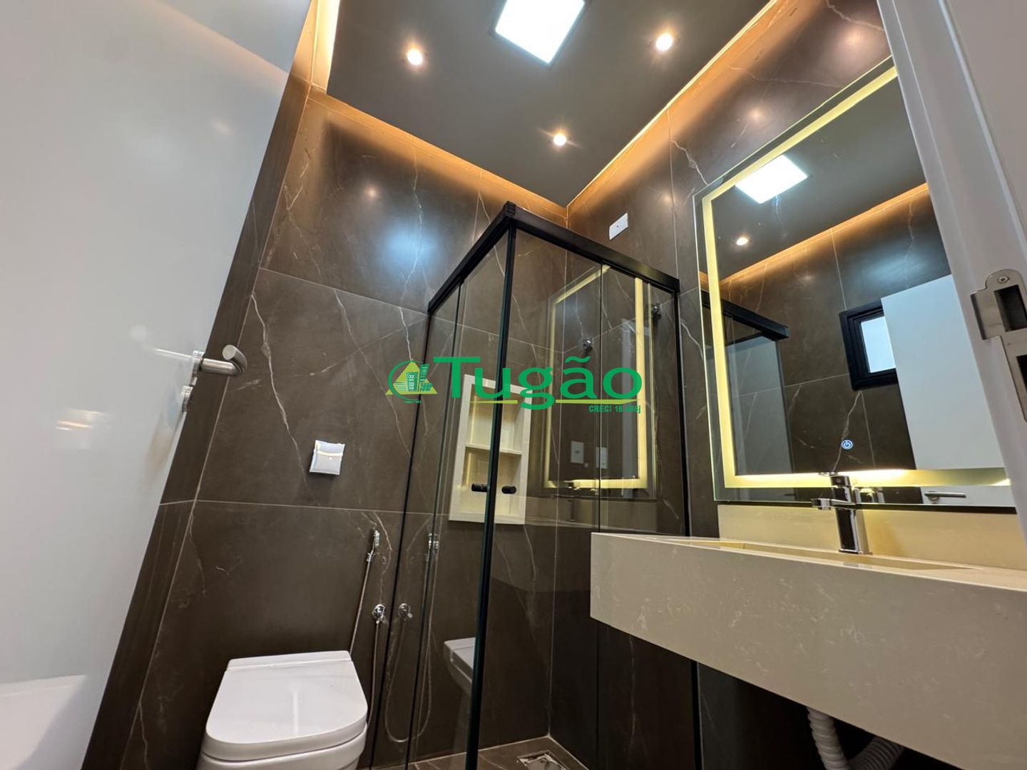 Casa de Condomínio com 3 quartos à venda, 184m² — foto 14 de 51
