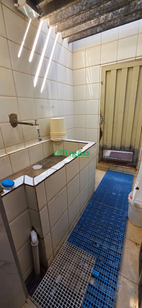 Loja / Salão / Ponto Comercial com 2 quartos à venda, 274m² — foto 4 de 20