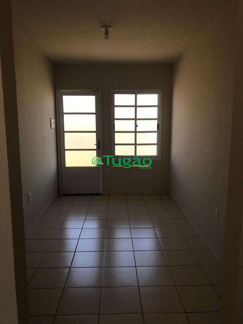 Casa com 2 quartos à venda, 46m² — foto 9 de 17